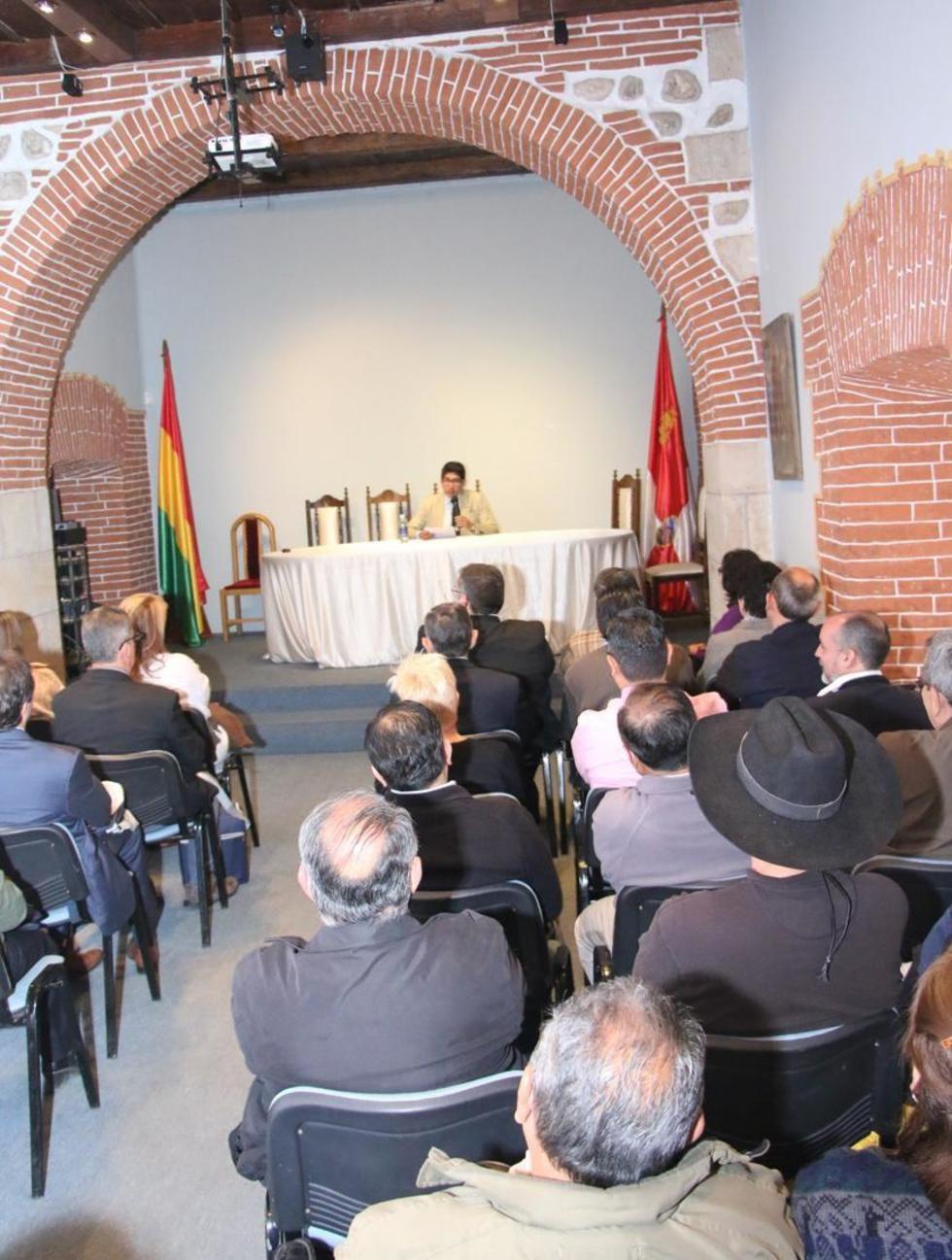 La exposición de Daniel Oropeza.