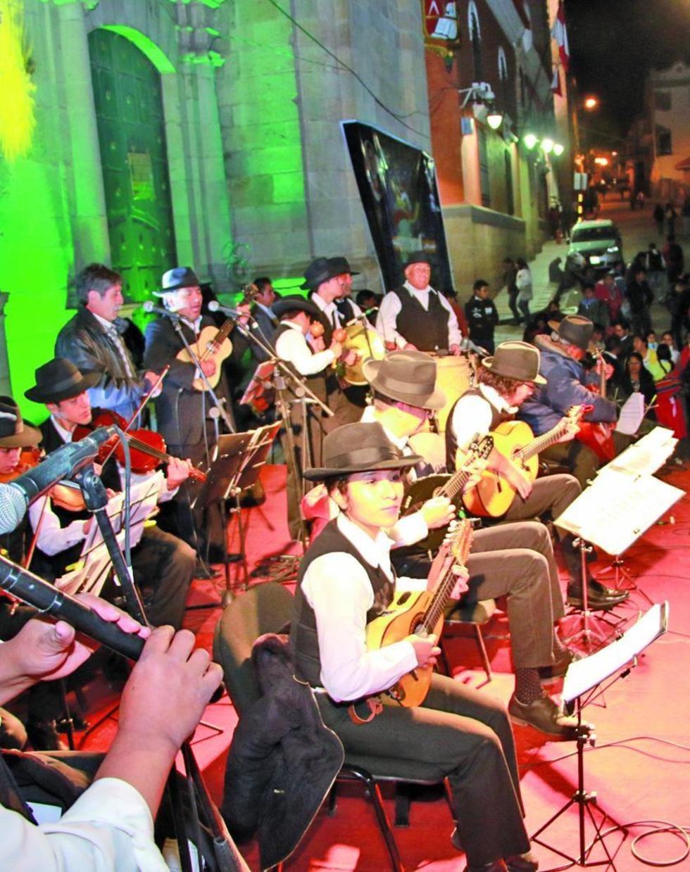 La agrupación nacional cantó a Potosí.
