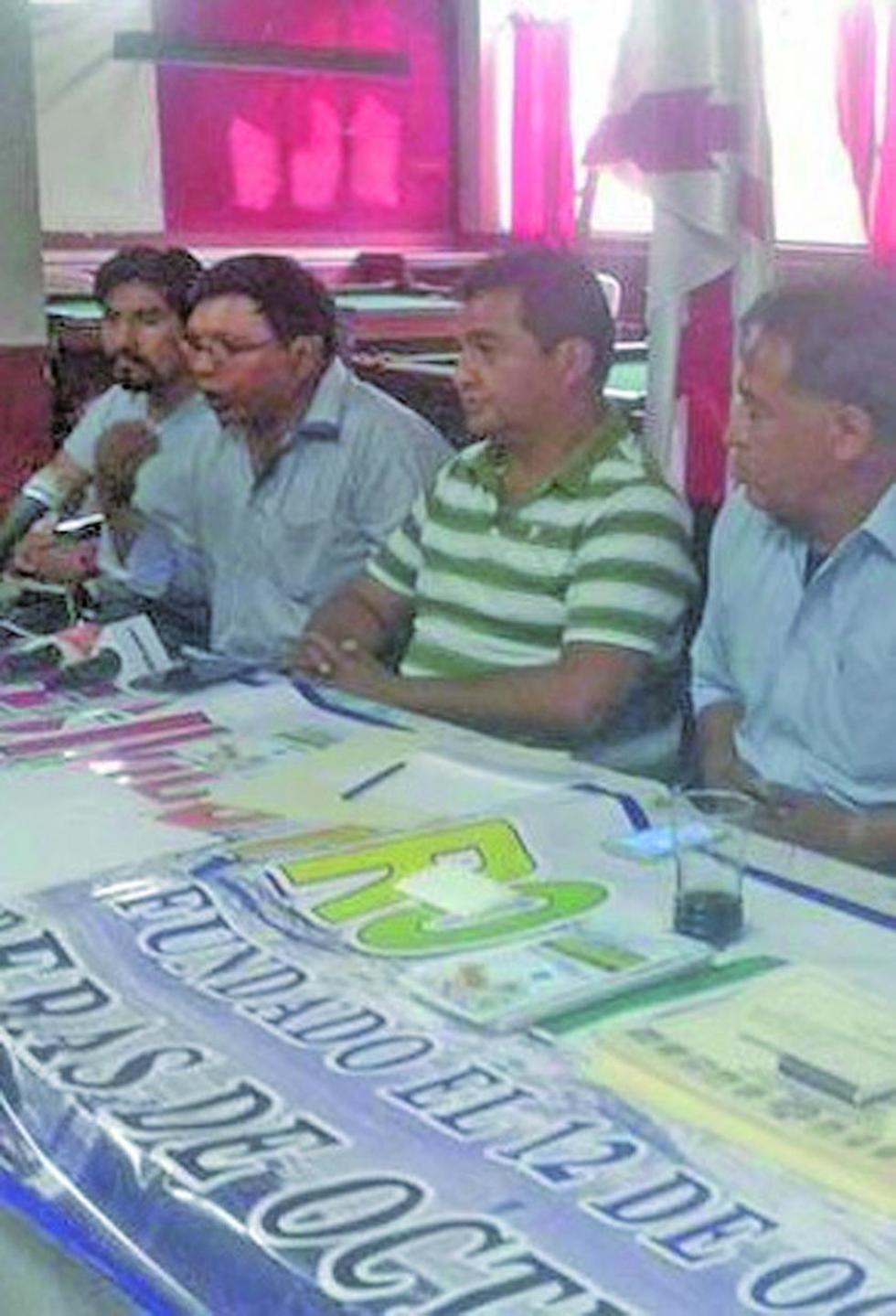 Los cívicos de siete ciudades llaman a marchar por el agua