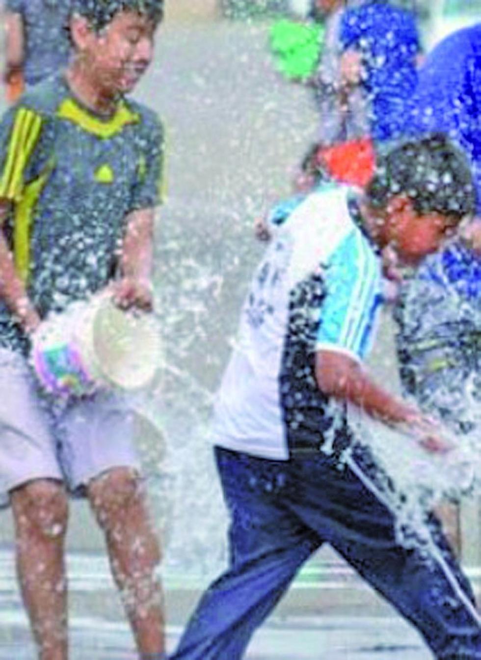 Buscan evitar el derroche de agua no solo durante el carnaval.