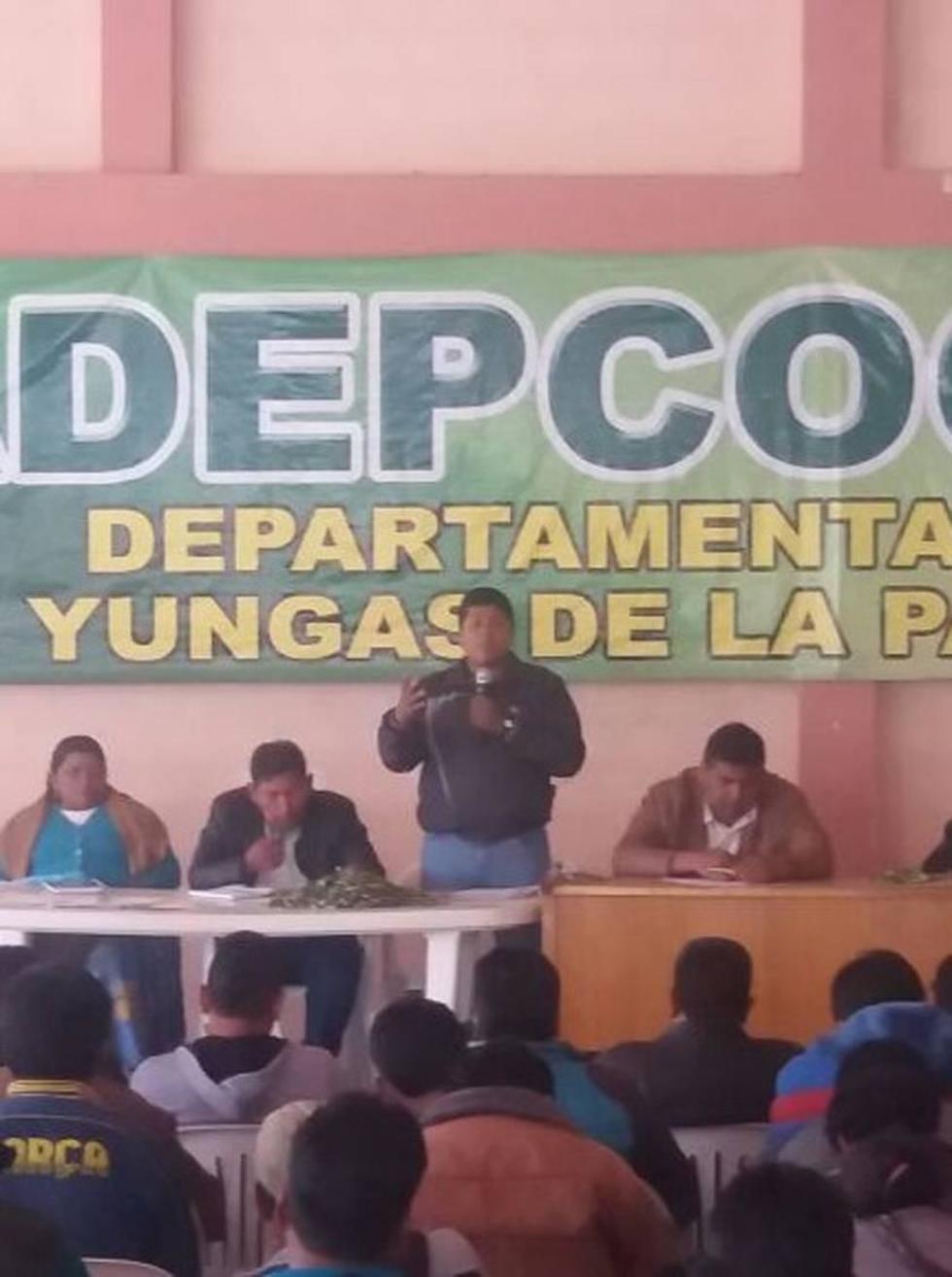 Cocaleros de Yungas cercarán hoy la plaza Murillo en La Paz