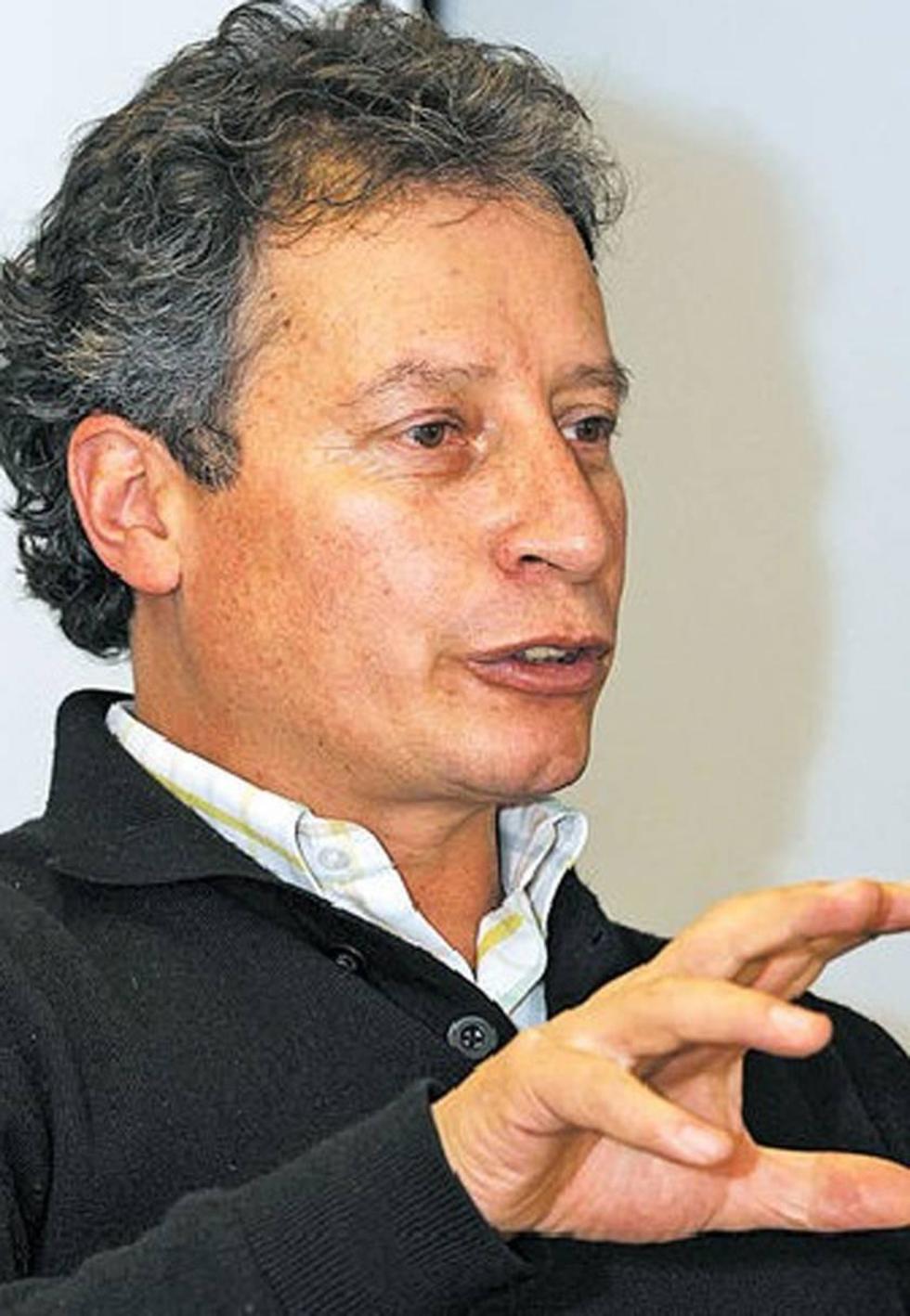 El titular del Ministerio de Minería y Metalurgía, César Navarro Miranda.