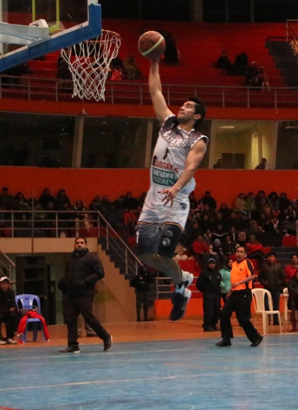 Calero pierde 3 puntos y le programan 4 partidos