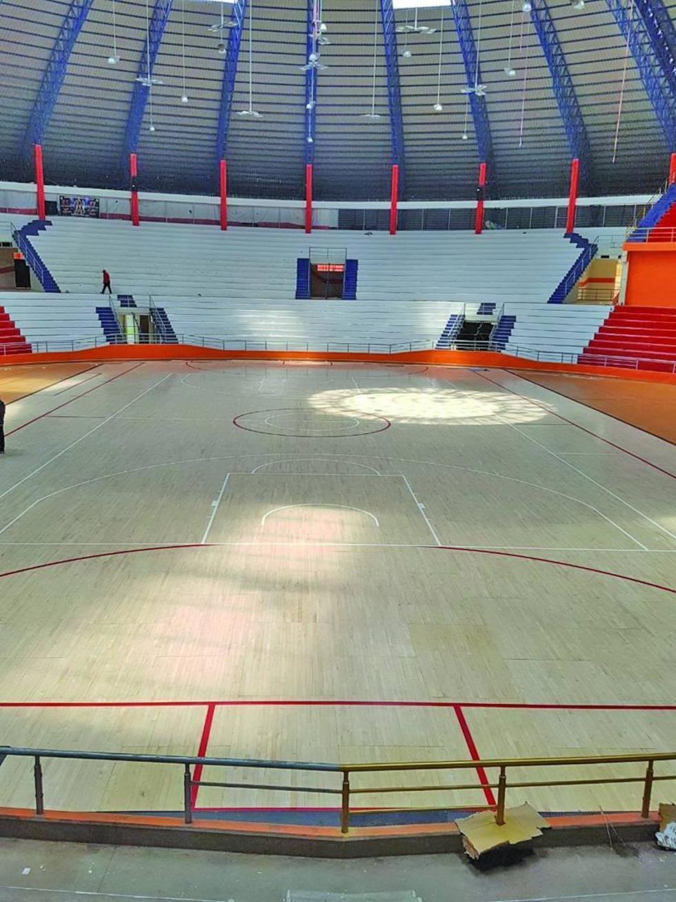 Imágenes de las obras que se ejecutan en el campo de juego.