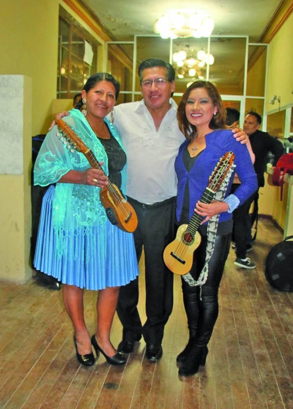 La pocoateña, Donato Espinoza y Elizabeth Ballesteros.
