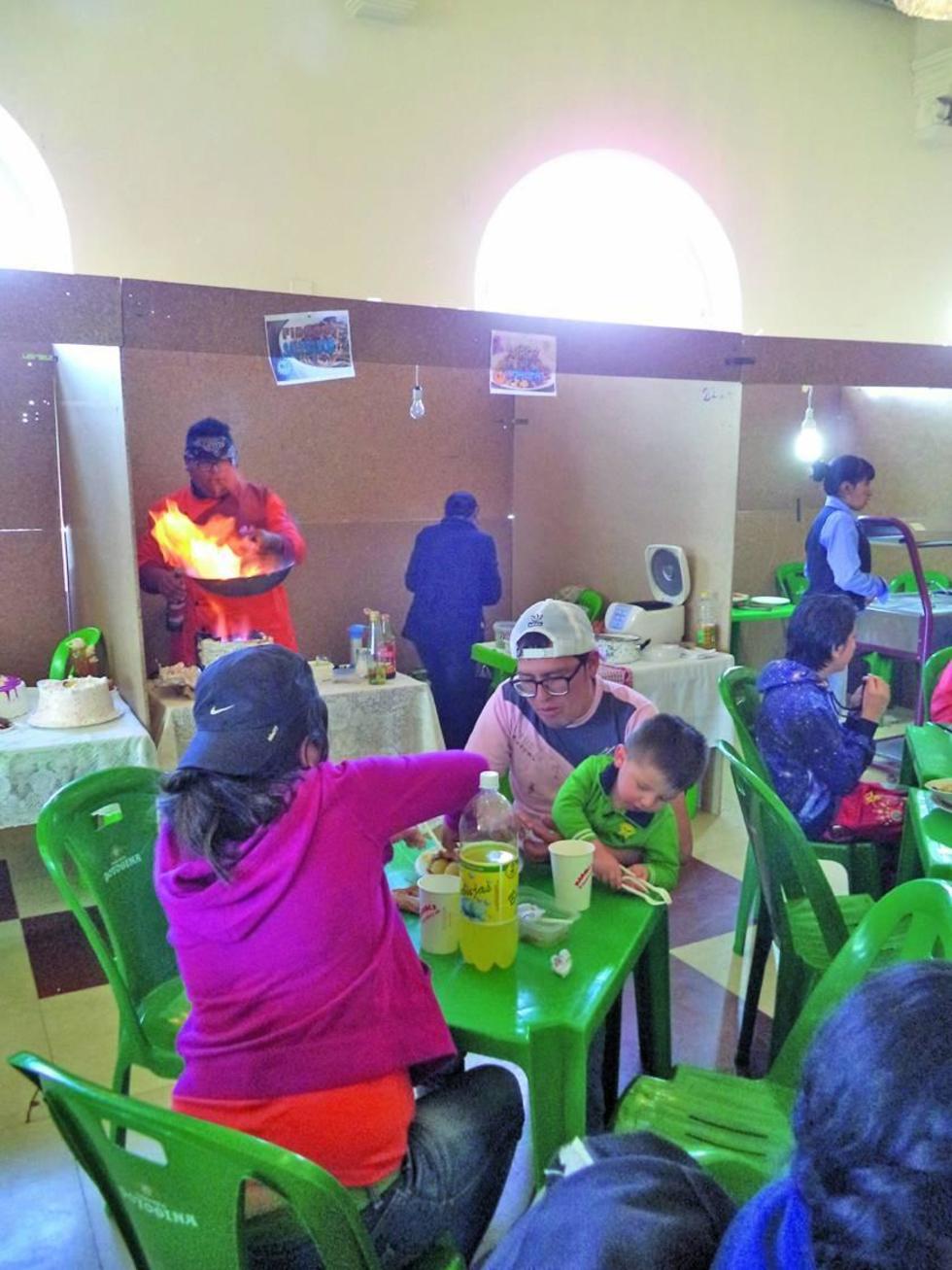 Un sector donde se ofreció platos potosinos.