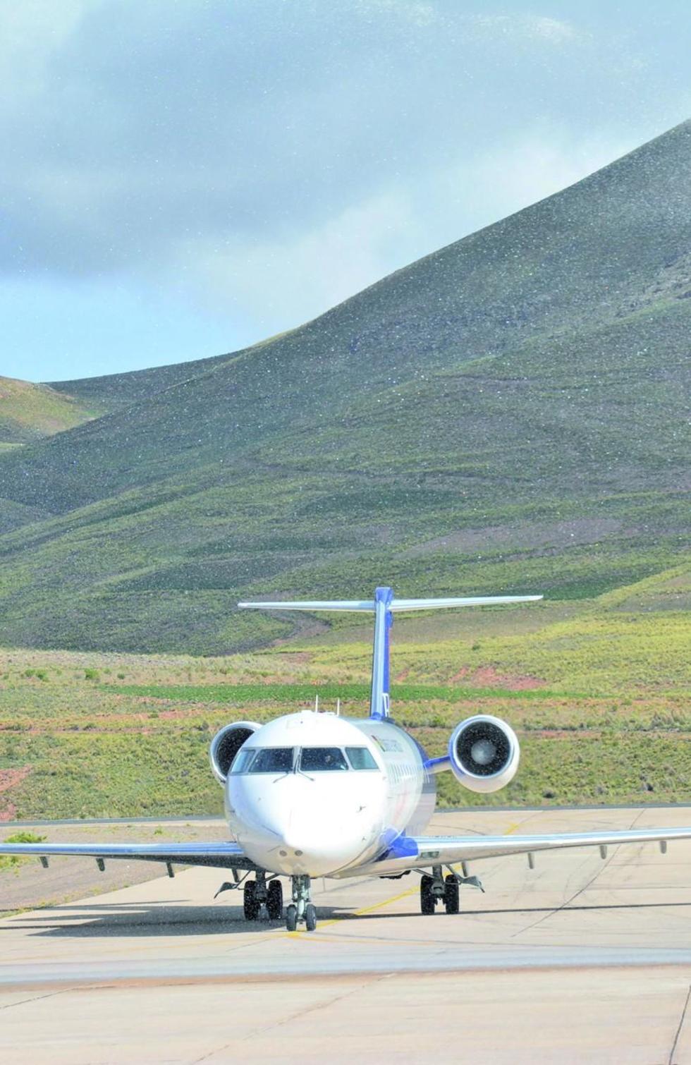 Tratan de consolidar el proyecto de ampliación del aeropuerto.
