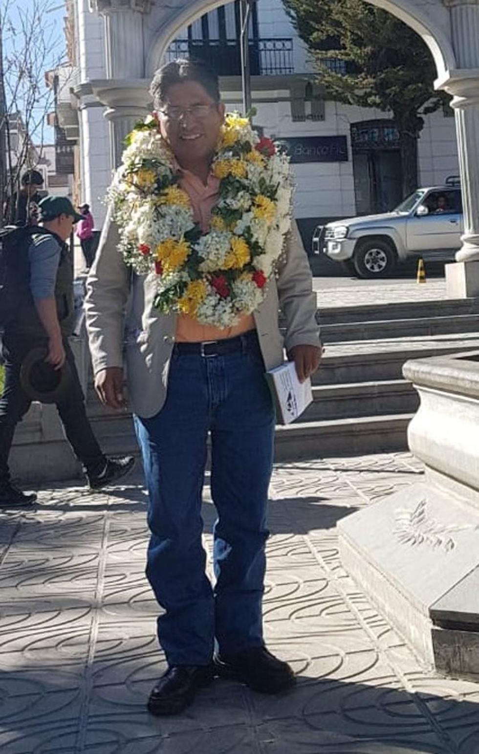 Patzi busca firmas para consolidar su organización política