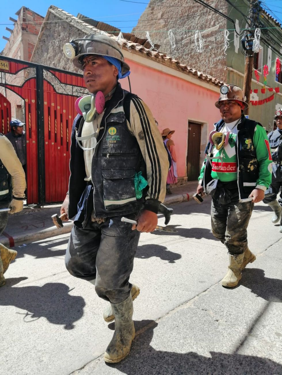 Mineros de Huari Huari.