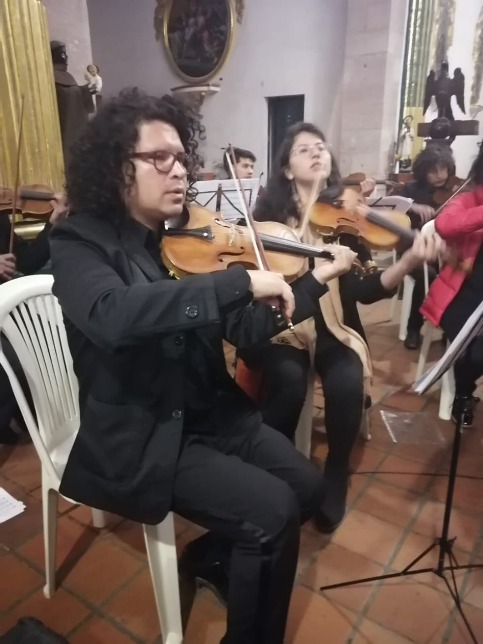 La Orquesta en el templo.