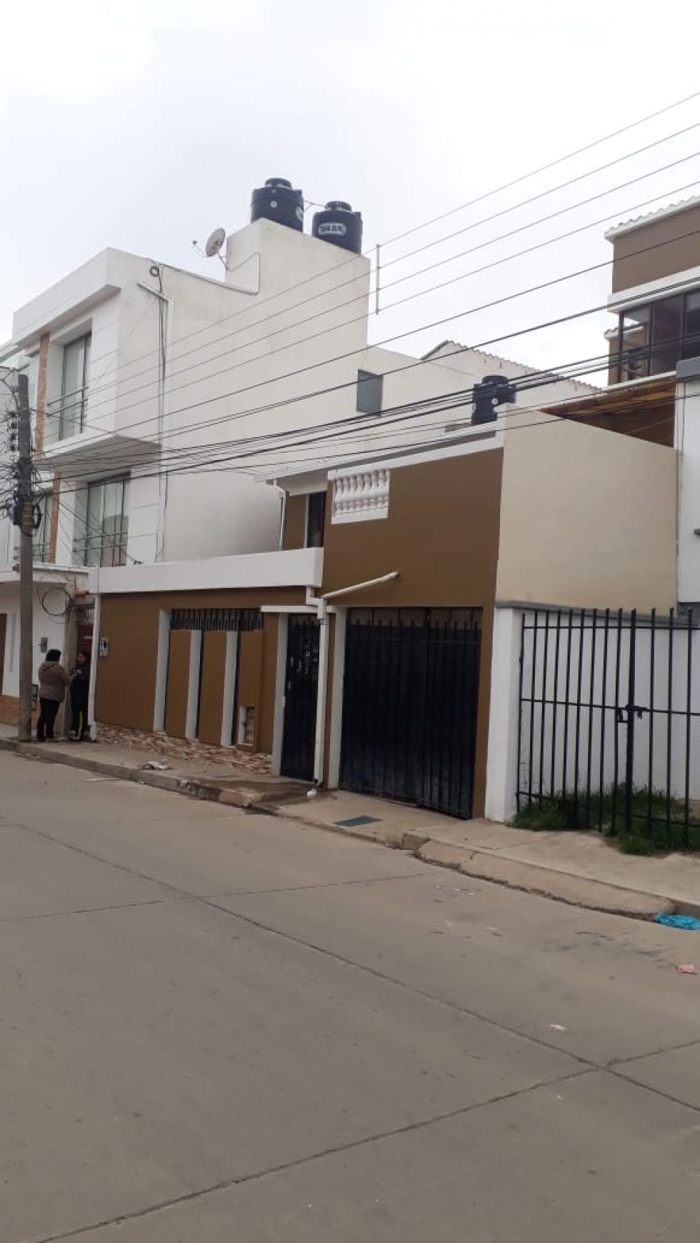 Reportaron daños materiales y personales.