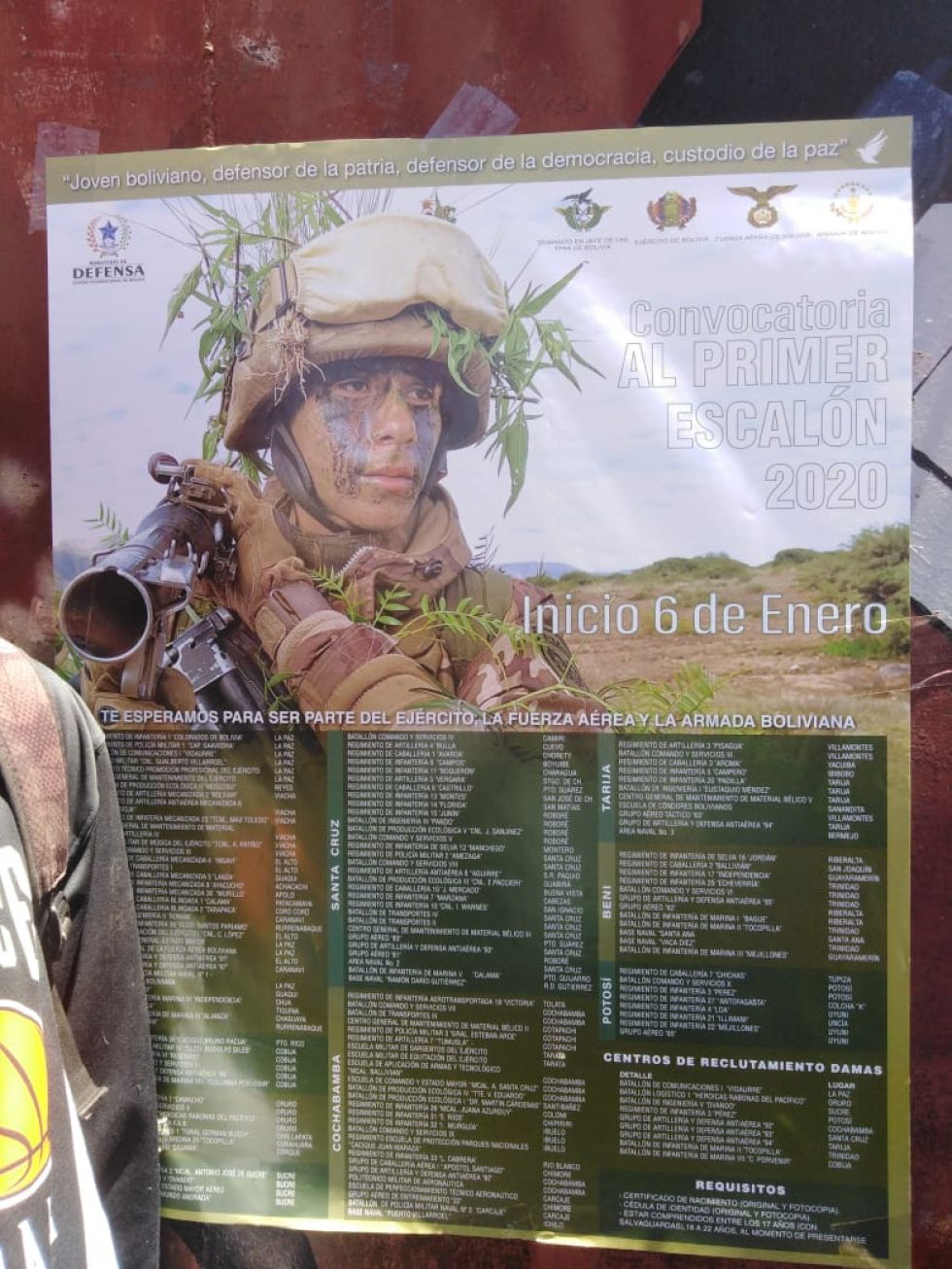 Largas filas de interesados comenzaron esta jornada.