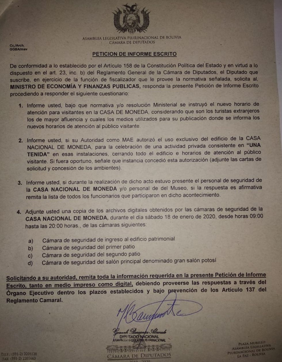 La petición de informe.