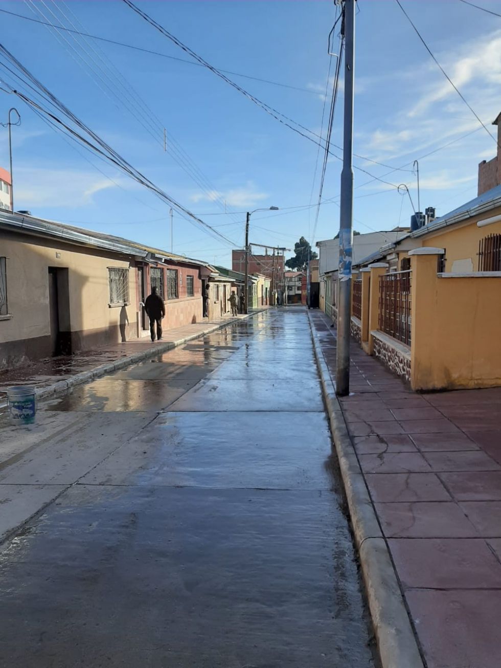Se organizaron para limpiar sus calles y callejones.