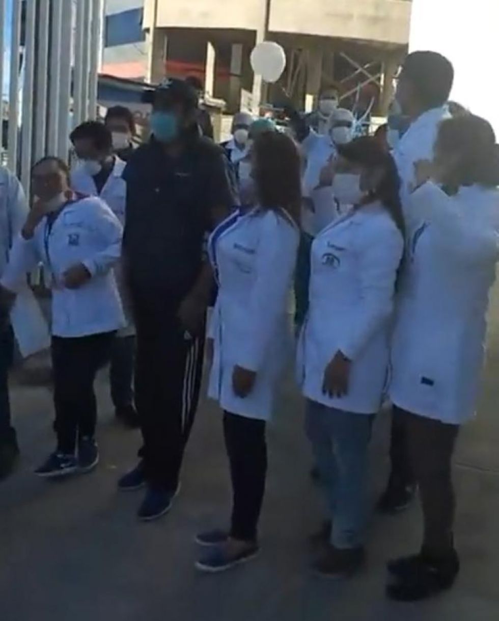 Es el segundo paciente de alta del sistema de salud pública