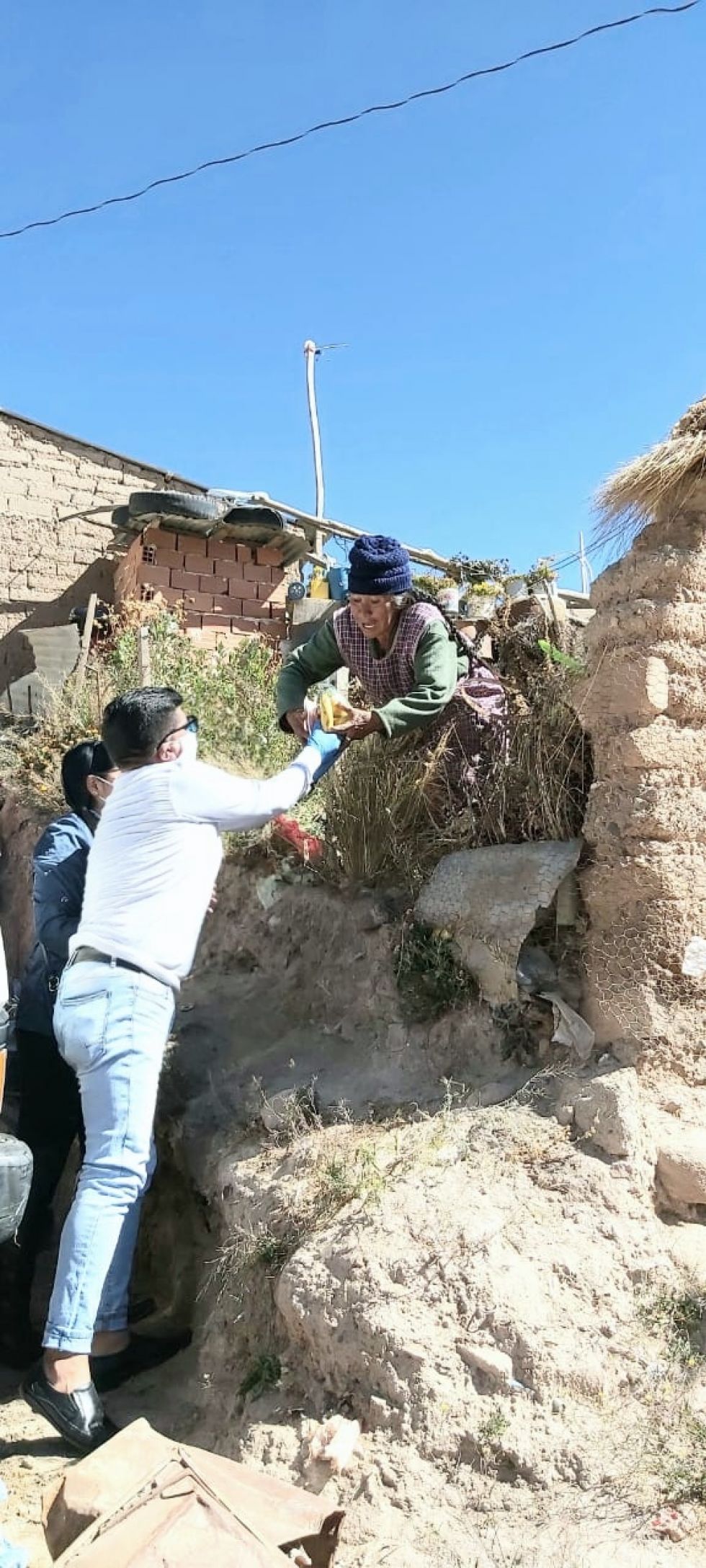 Llegaron con ayuda a diferentes zonas. FOTO LA NUEVA SKINA