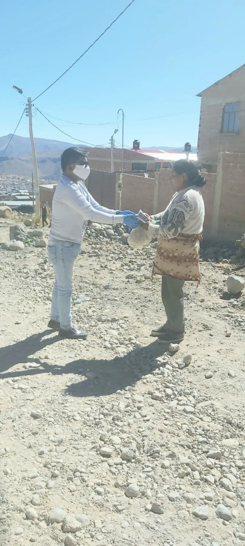 Llegaron con ayuda a diferentes zonas. FOTO LA NUEVA SKINA