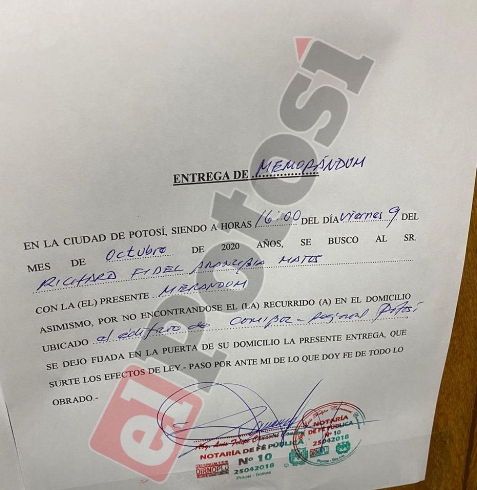 La comunicación del notario.