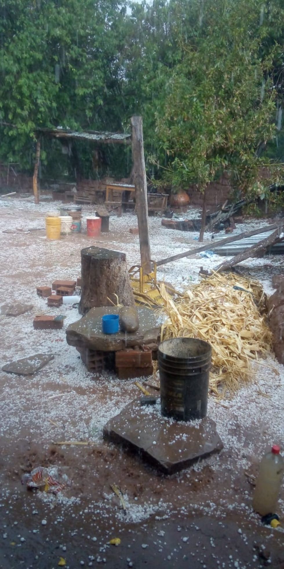 El granizo afectó varias comunidades en ambos municipios. FOTO JORGE PEÑARANDA