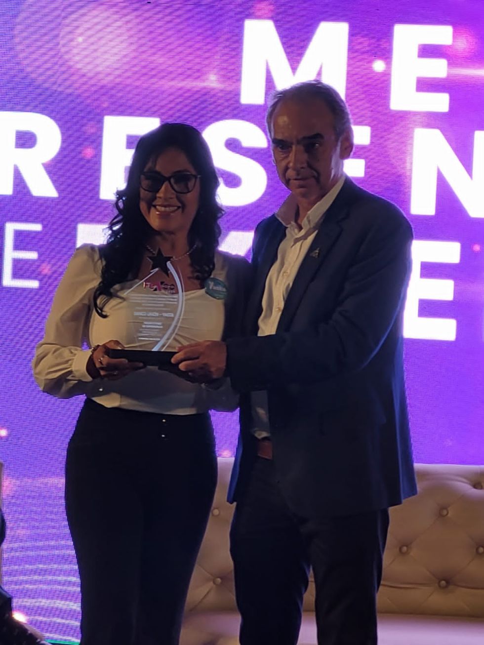 Banco Unión fue doblemente reconocido en la Feria Exposición Internacional de Cochabamba (FEXCO 2025): recibió el premio a “Mejor Stand a la Experiencia” 