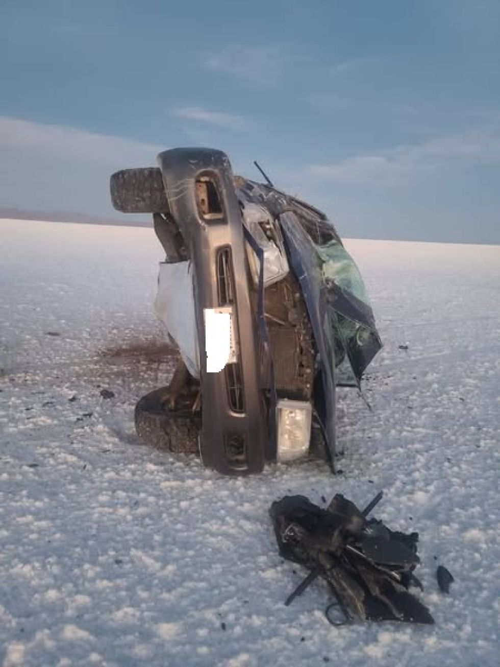 Los medios de comunicación de Uyuni publicaron imágenes del accidente.