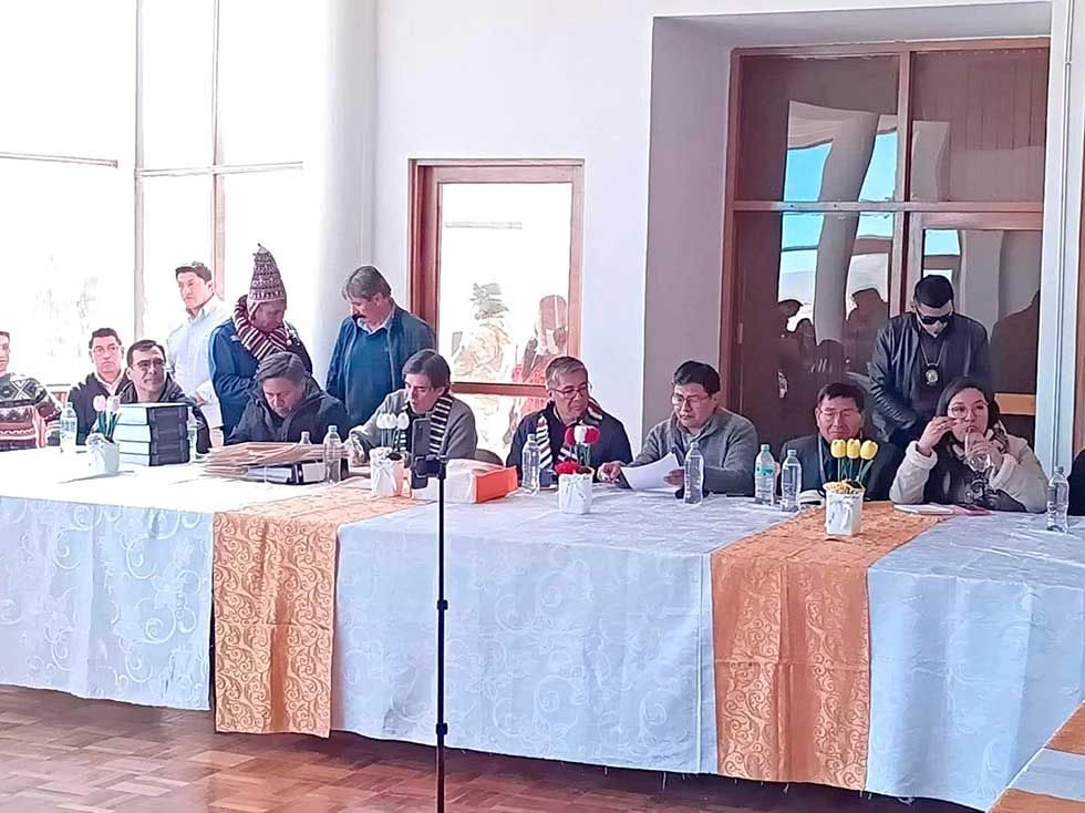 Zamora: una "mano negra" quiere muerte, mientras el Gobierno dialoga