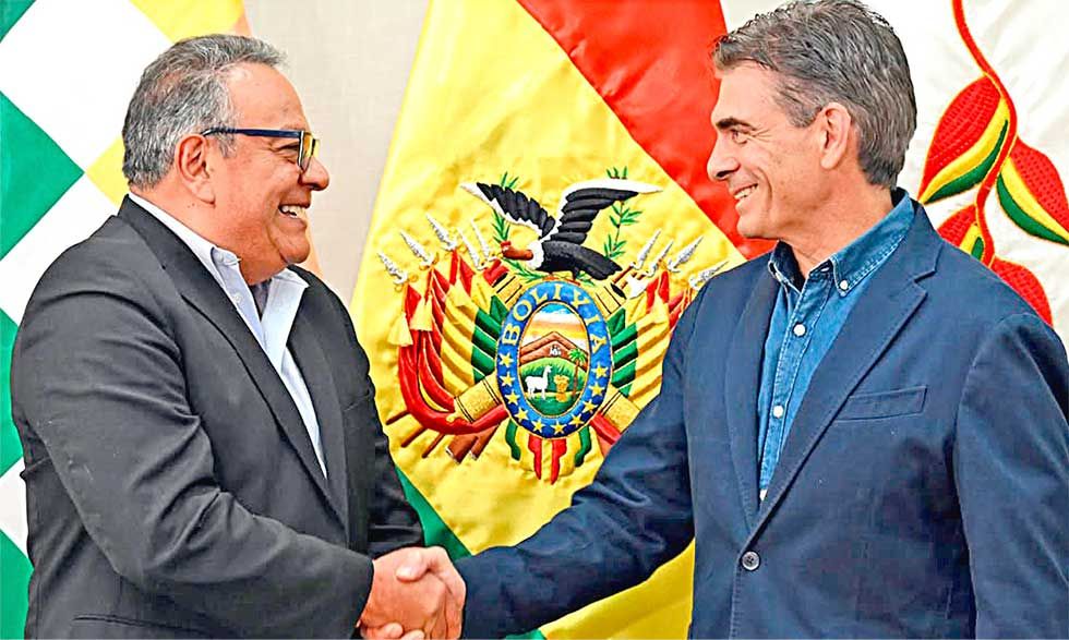 Erick Sanjinés, designado como titular de Educación