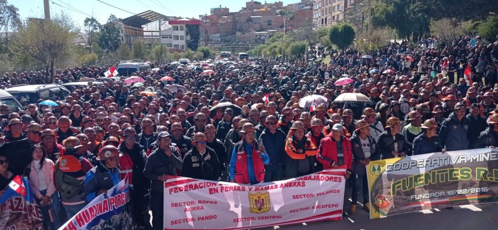 Instituciones en Potosí se pronuncian en contra de los bloqueos de caminos