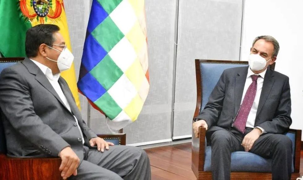 Un informe revela que Zapatero medió con el gobierno de Arce para el grupo Gloria y cobró 200.000 euros
