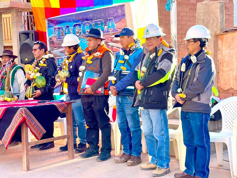 Comunarios dan luz verde para la captación de agua de Tacora