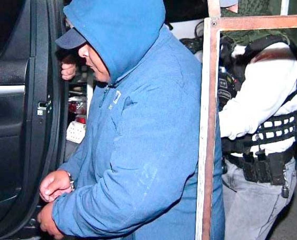 Cívicos cruceños exigen captura de Evo y Argollo
