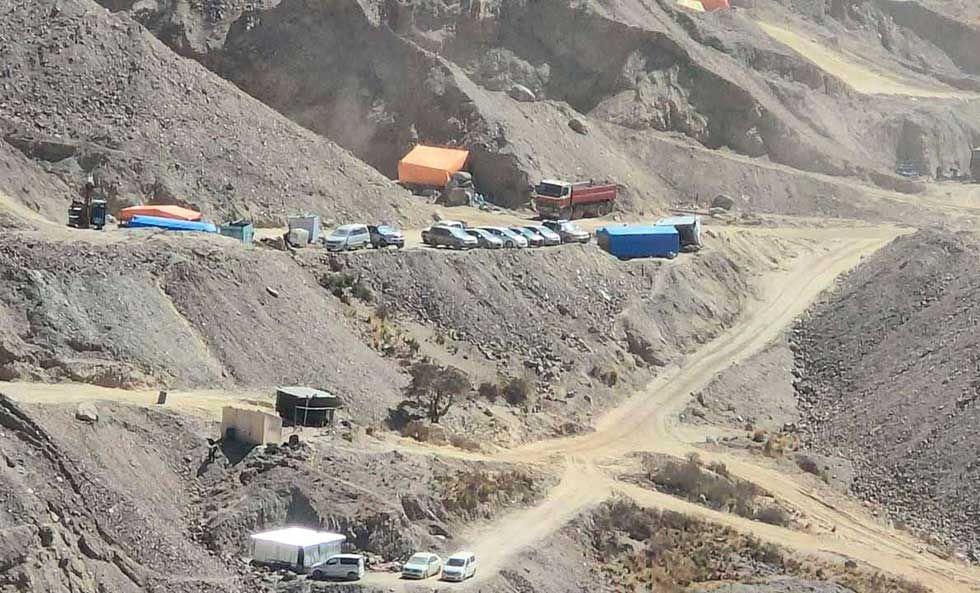 Restituirán derecho minero tras avasallamiento de mina Santa Rosa