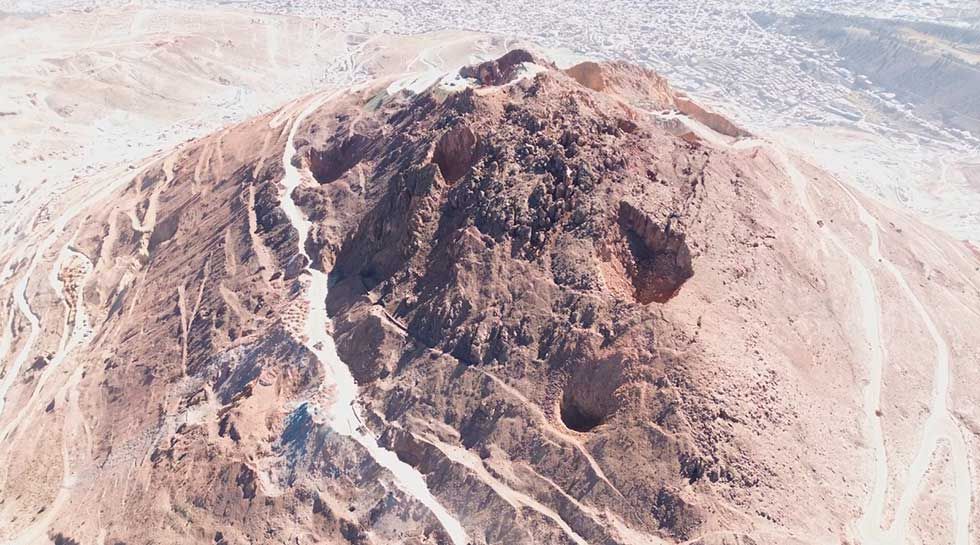 Inspección muestra el aumento  de los hundimientos del Cerro
