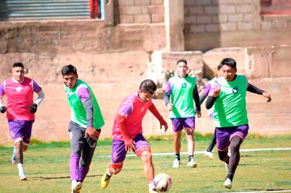 Real y Nacional se enfocan en la Copa Bolivia
