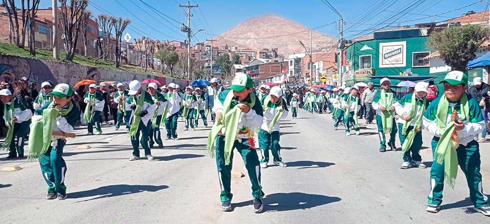 Último convite antes de las entradas de Ch'utillos se vive hoy