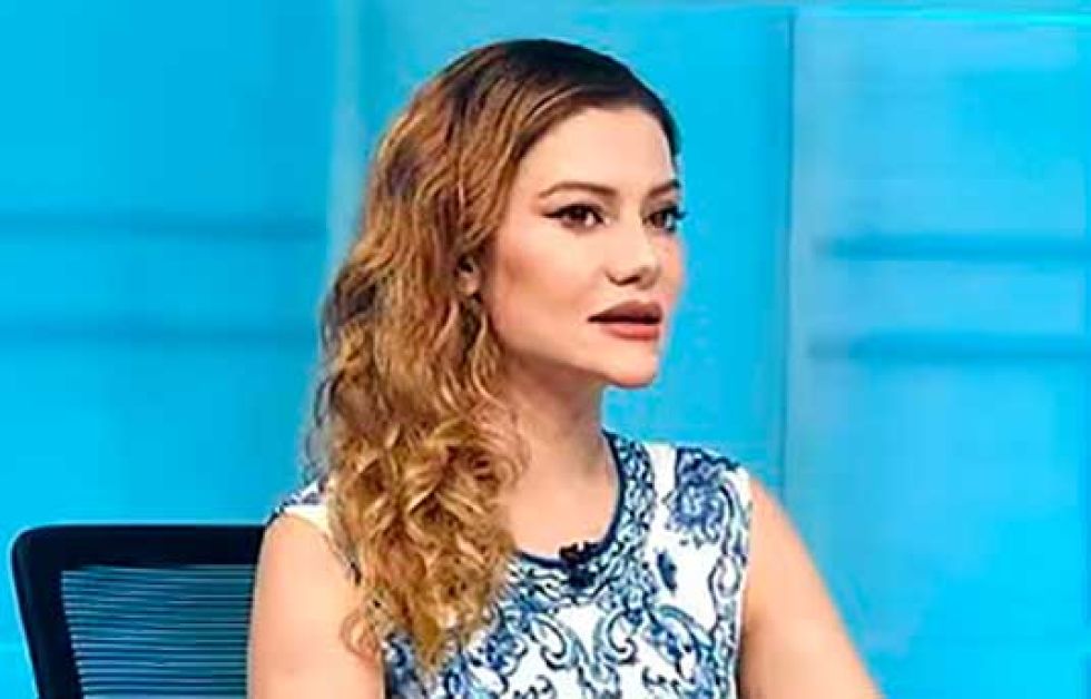 Beller implica a exempleada en su intento de feminicidio