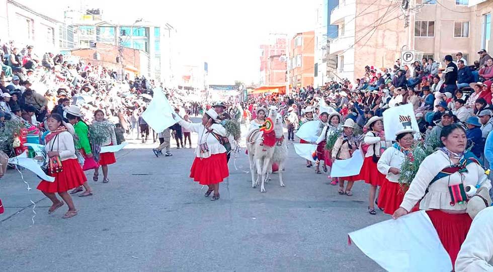 Fiesta de Ch’utillos 2026 cierra con récord de bailarines y espectadores