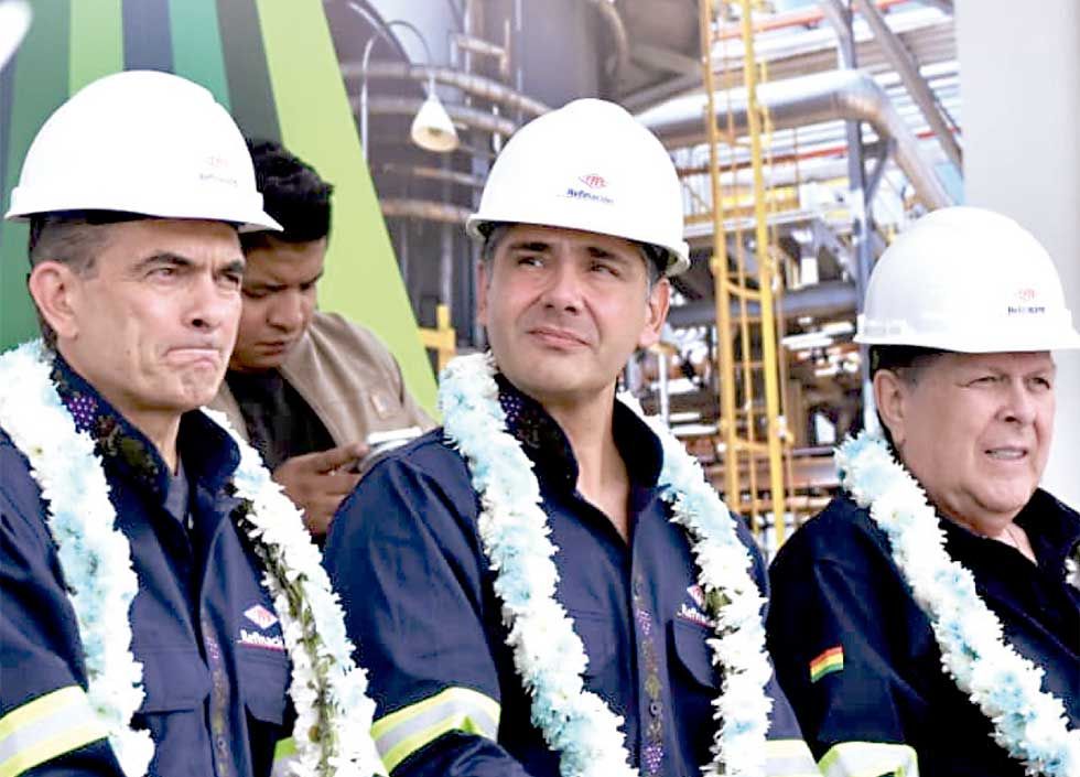 Bolivia importará petróleo  para producir carburantes