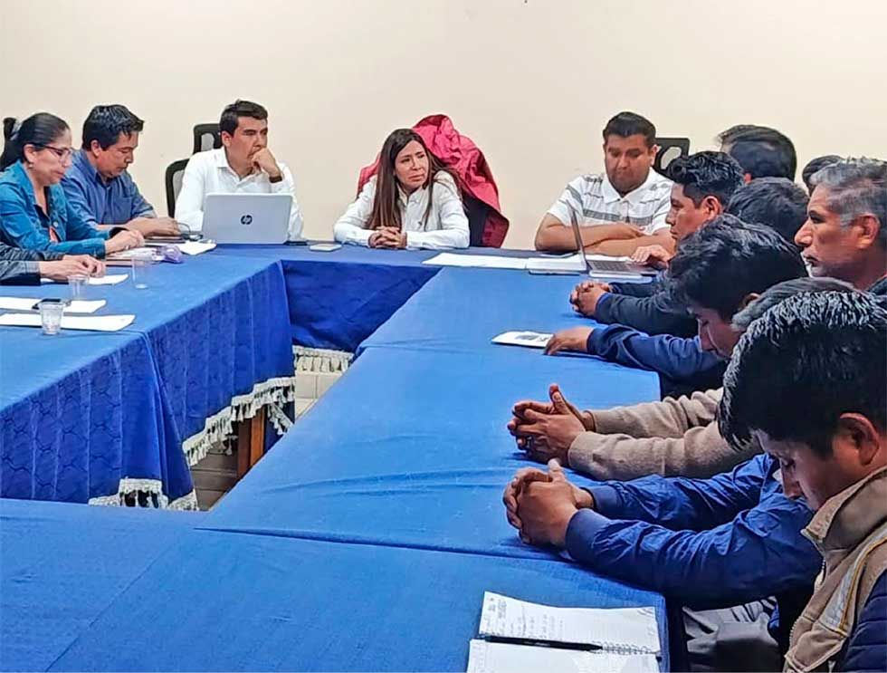 Transportistas advierten con bloqueos
