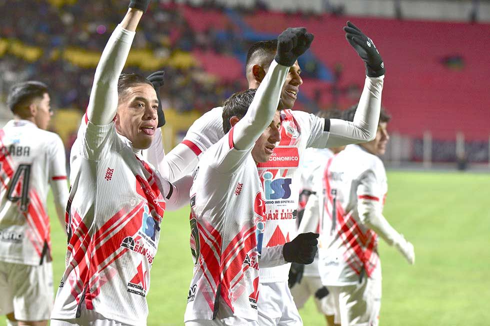 Nacional quiere curar sus heridas a costa de Always Ready