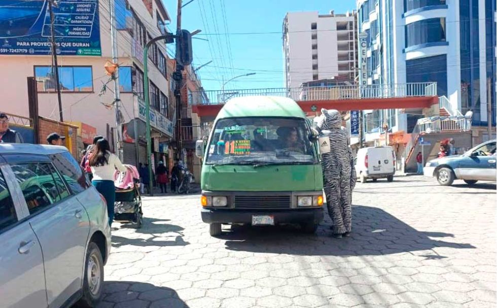 Declararán transporte libre si los  choferes no trabajan en 48 horas