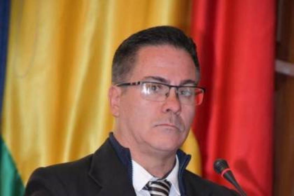 José Armando Urioste Viera es elegido como fiscal general interino por la Asamblea 