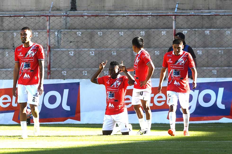 Nacional Potosí busca escalar al sexto lugar en la tabla