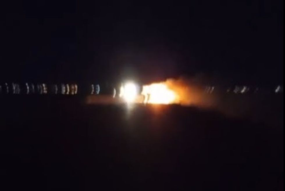 Choque desencadena en voraz incendio en la ruta Atocha-Uyuni