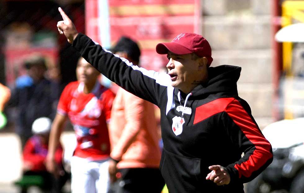 Técnico de Nacional destaca la entrega del primer plantel