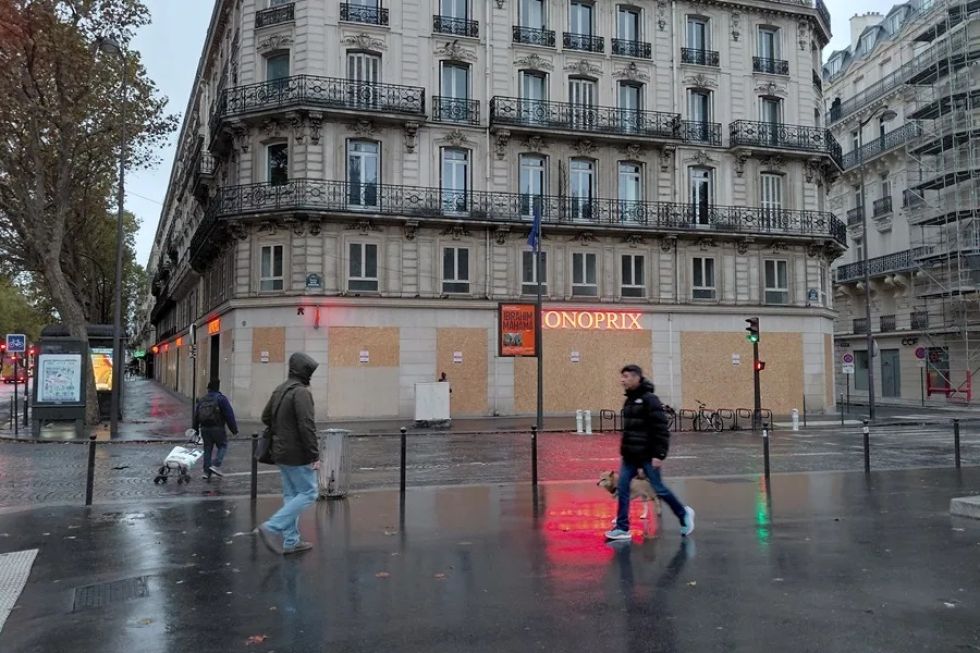 El Gobierno francés activa una célula de crisis ante una nueva jornada de protestas