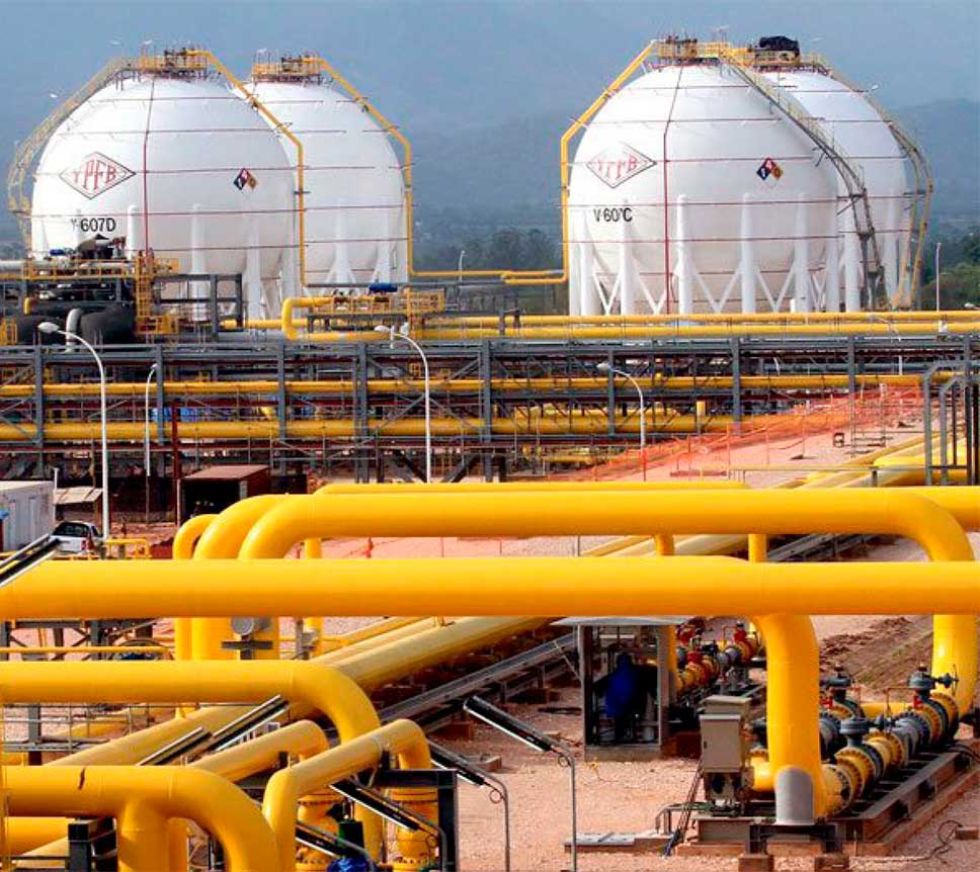 Gobierno autoriza importar gas para el consumo propio
