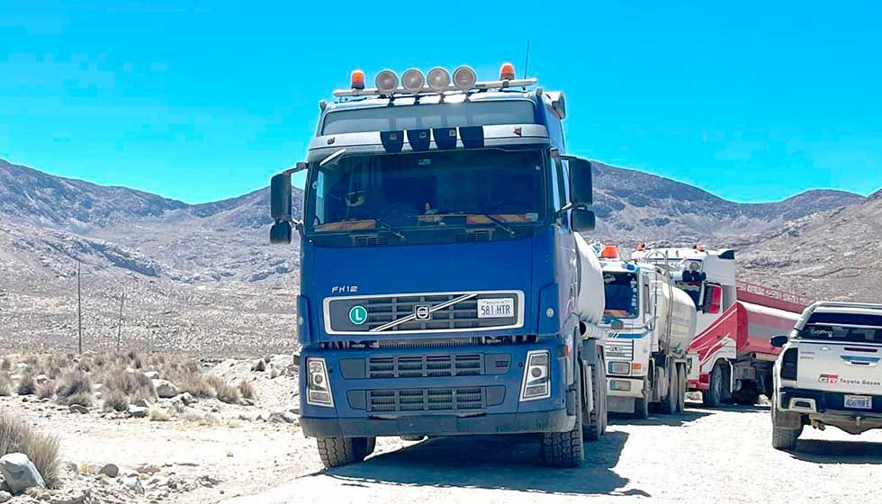 Venta ilegal de agua involucraría  a más de un centenar de personas