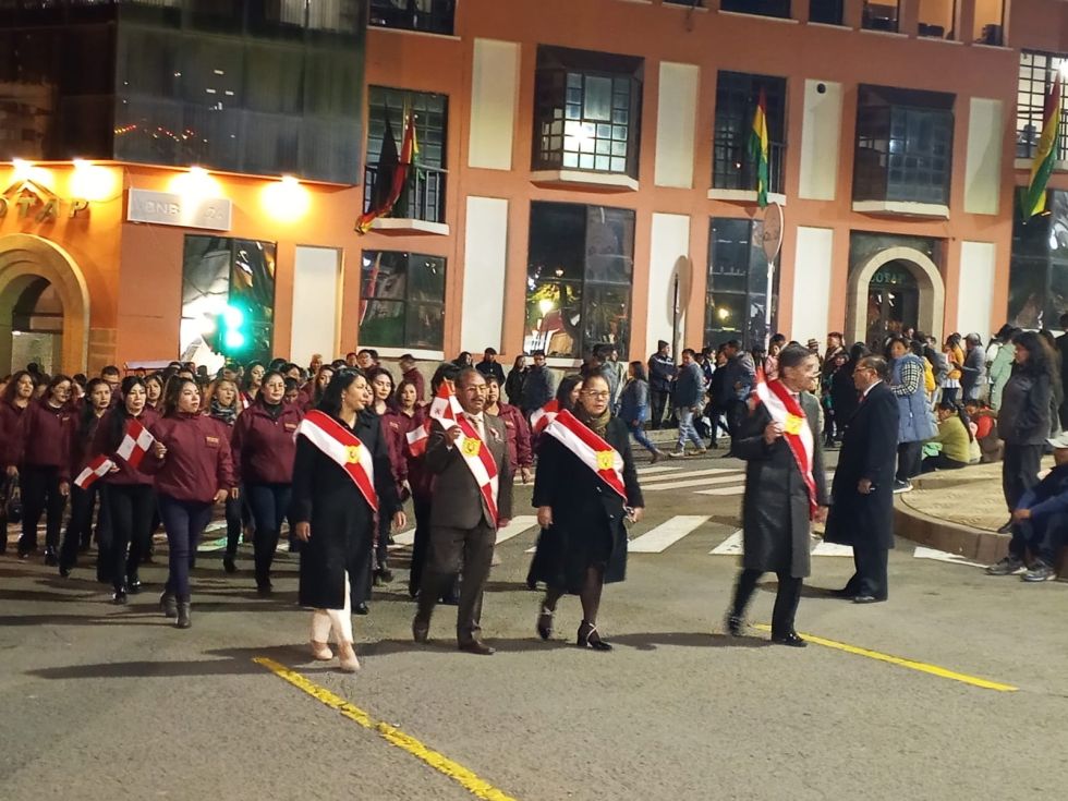 Desfile Nocturno Institucional 1ro de Abril 2026