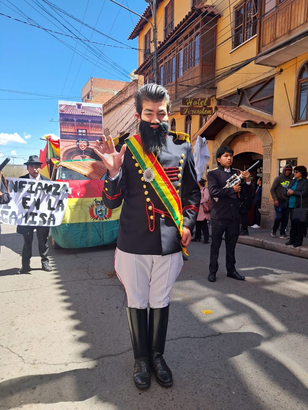 Desfile de presidentes por el Bicentenario de Bolivia en Potosí